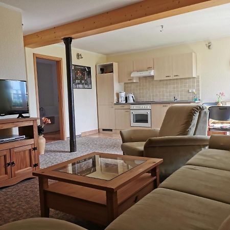 Ferienwohnung "Am Saalehaken" Gossitz Dış mekan fotoğraf